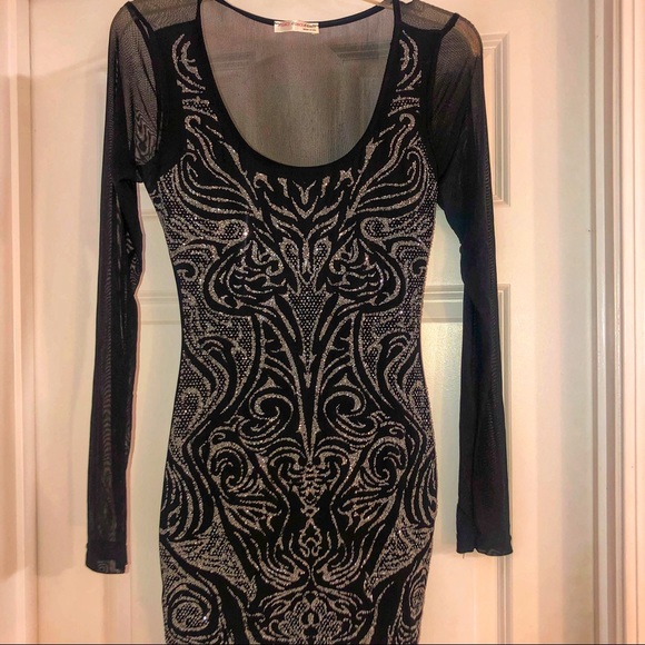 A’gaci beaded mesh sleeve dress - Picture 7 of 7